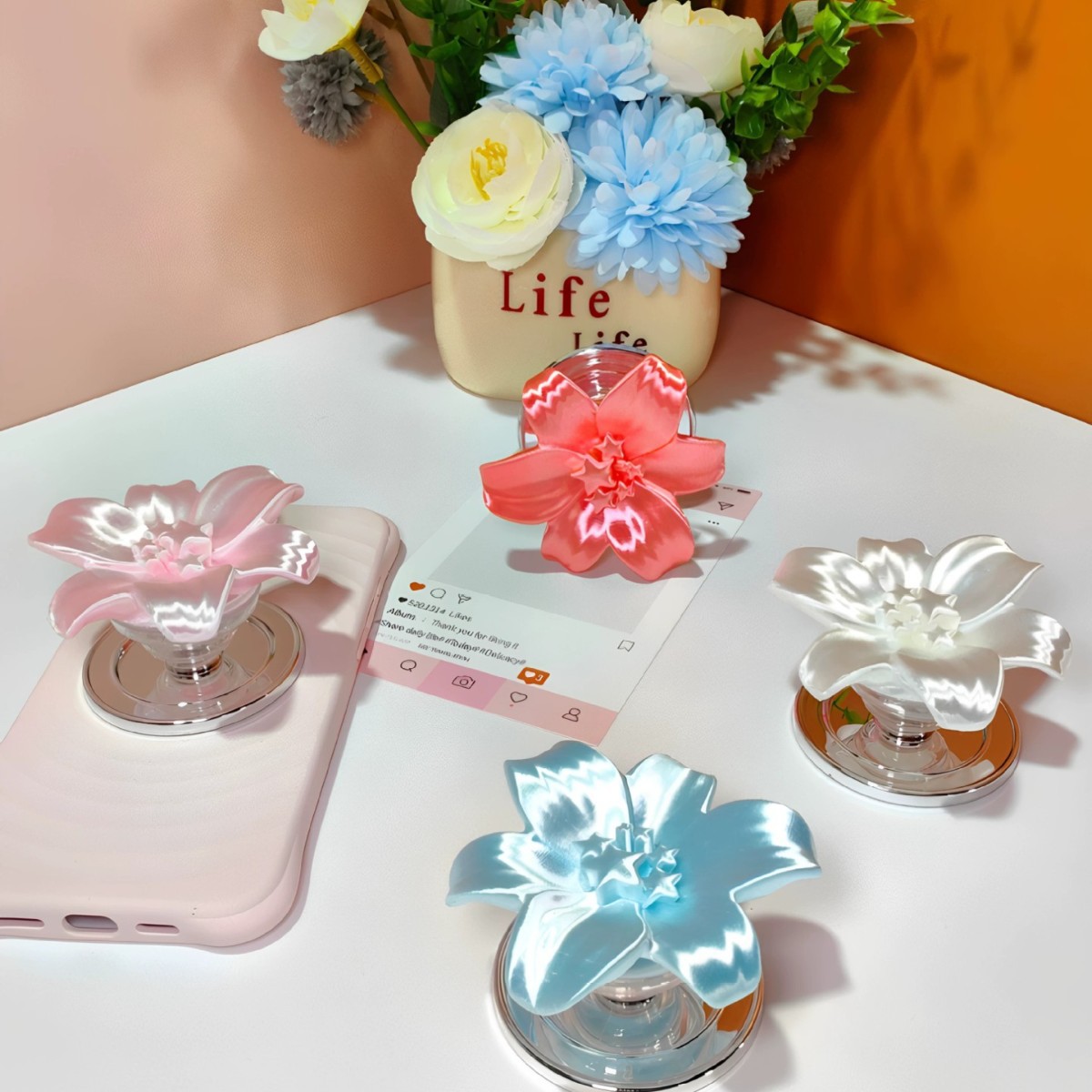 Glänzender Perlen-Lilien-Blume – Phone Accessories Stand Bewertung und Preis